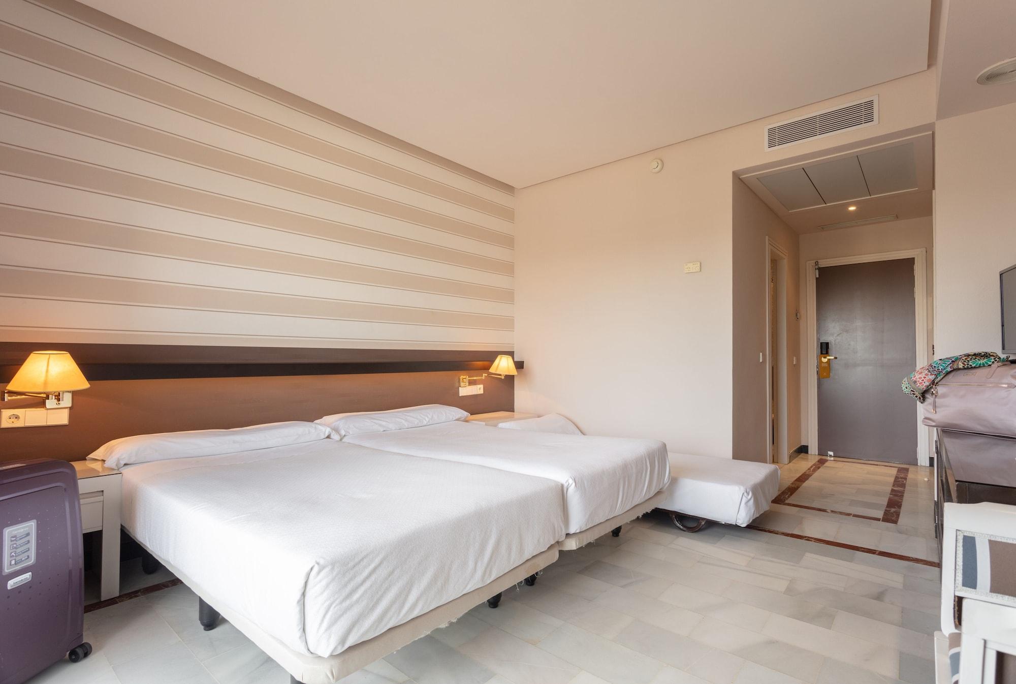 Hotel Abades เบนากาซอน ภายนอก รูปภาพ