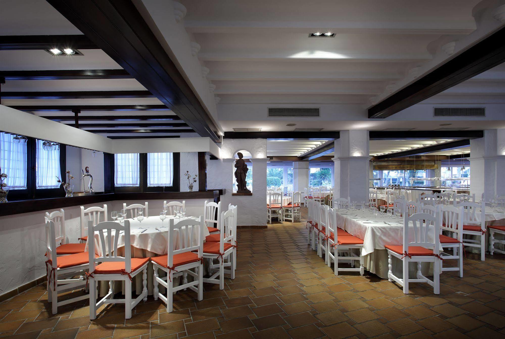 Hotel Abades เบนากาซอน ภายนอก รูปภาพ