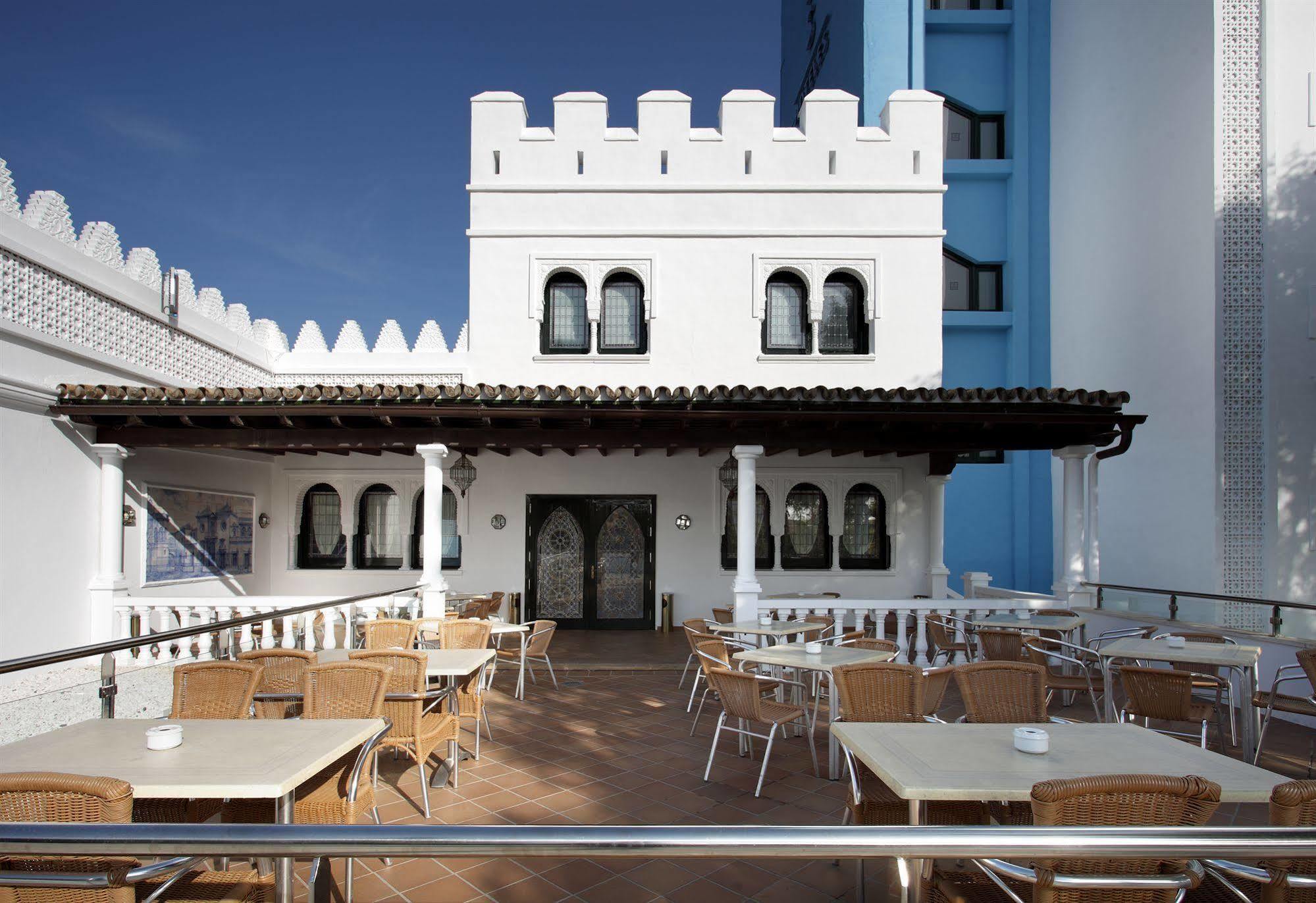 Hotel Abades เบนากาซอน ภายนอก รูปภาพ